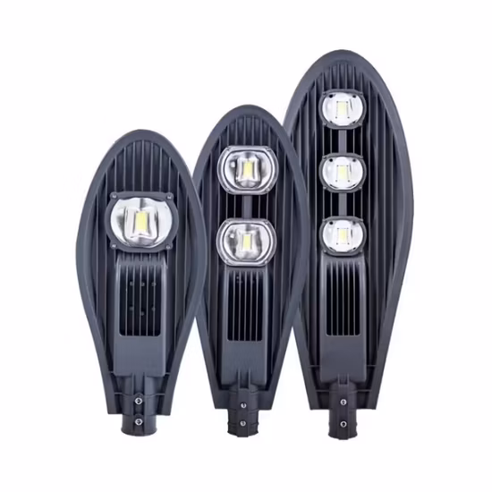 Alto lúmen IP67 à prova d'água ABS Stadium Controle Remoto Luz de parede de rua solar 30W 60W 150W 300W 400W 600W 800W 1000W Holofote solar LED para exterior